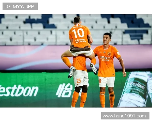 南京飞盘队在马拉松大满贯积分榜中以100分稳居第一名